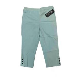 NWT - Bella Rose Light Blue Capris Pants (Size: L)